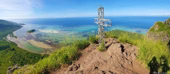 🌄 Top Nature Trails and Hikes in Mauritius